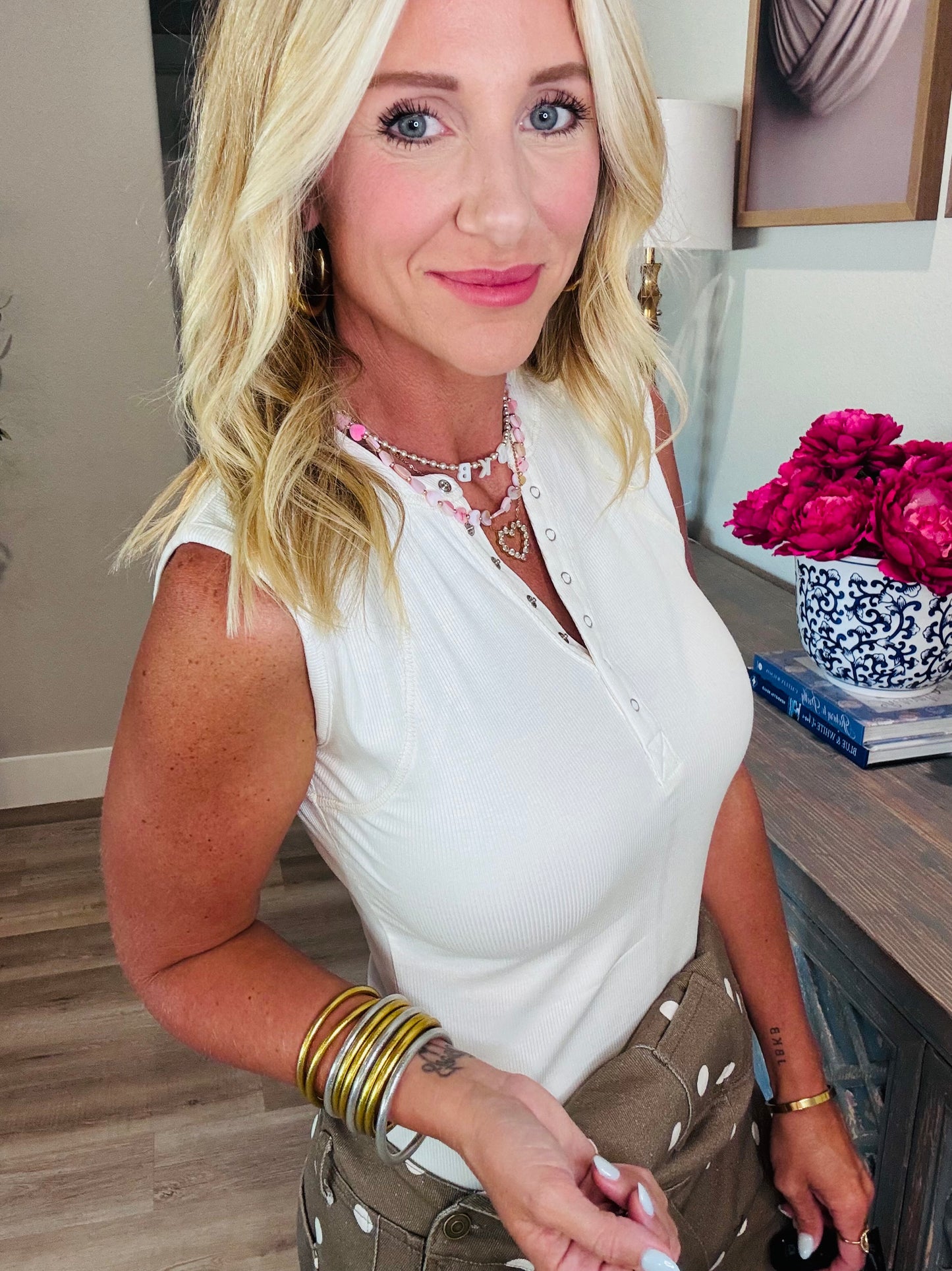 Creme’ Henley Tank